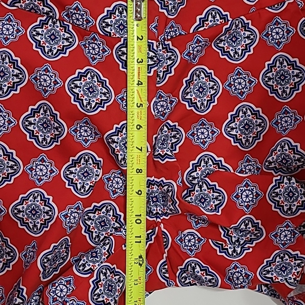 NWOT Crown & Ivy Red Designed Shelby Shorts with Scalloped Hem size 14W - Picture 9 of 9